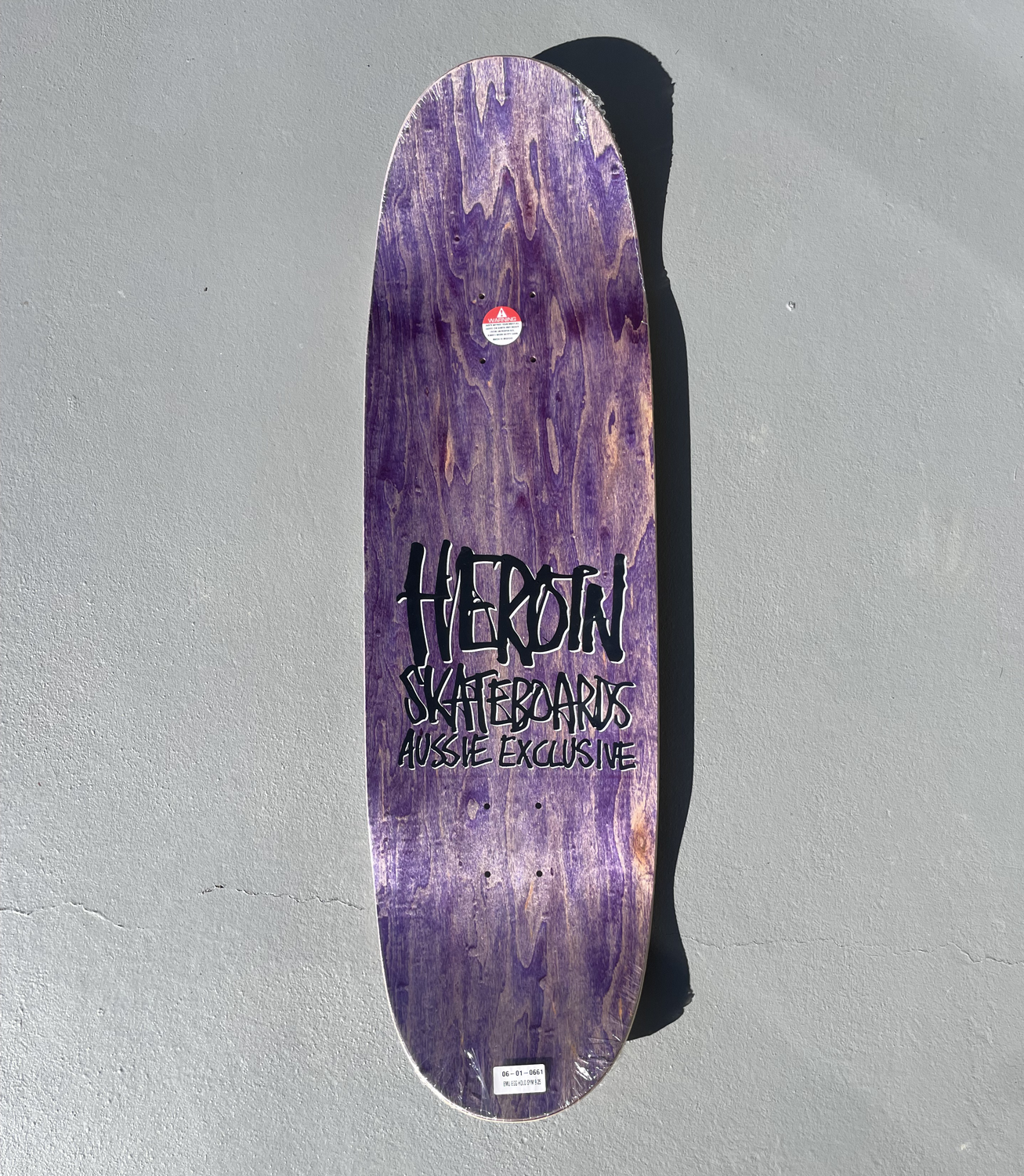 HEROIN EMU EGG HOLOGRAPHIC SYMMETRICAL DECK 9.25